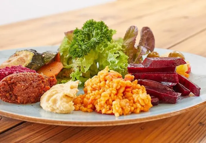 Am Chlodwigplatz 3* Köln