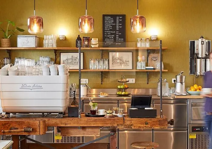 Am Chlodwigplatz מלון 3*