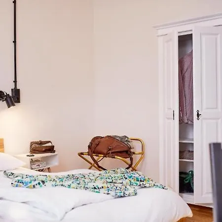 克罗蒂维格普拉斯酒店